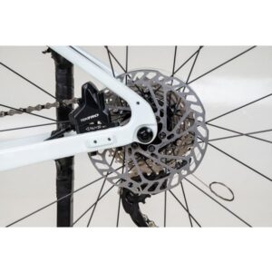 2026 fastroadadvar1a white 23 600x600 1