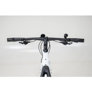 2026 fastroadadvar1a white 25 600x600 1