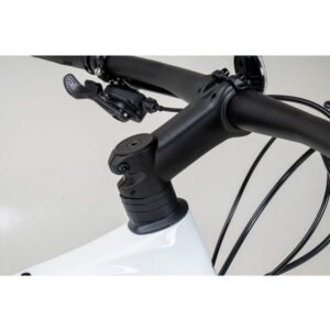 2026 fastroadadvar1a white 7 600x600 1