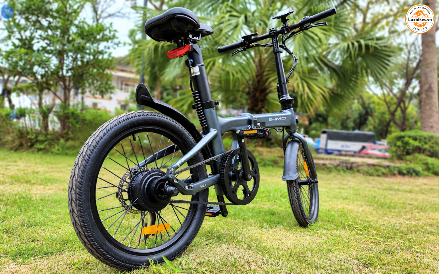 Một số mẫu xe đạp trợ lực gấp gọn cho người lớn tuổi